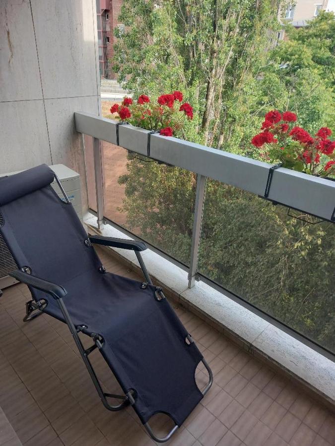 Parisian Sparkle Retreat Neuilly-sur-Seine Exterior foto